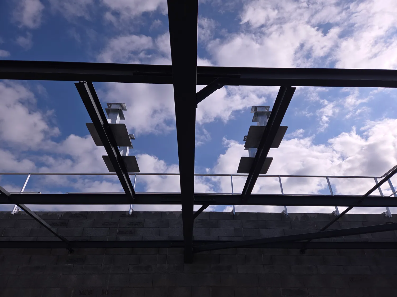extension batiment le mans