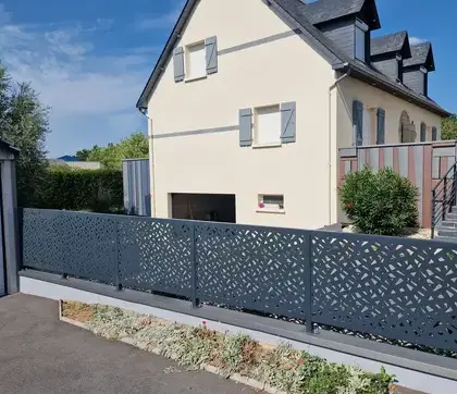 ombrière photovoltaïque Château-Gontier-sur-Mayenne-5