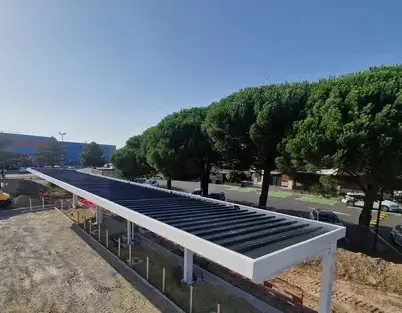 ombrière photovoltaïque à Fougères - image 4