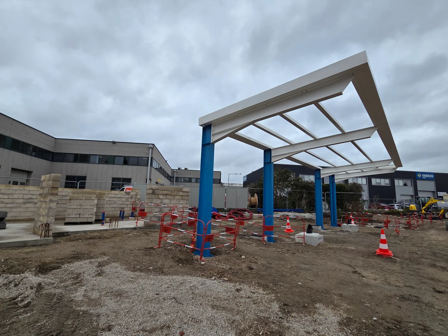 ombriere photovoltaique mayenne